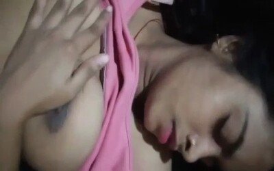 Hot beautiful college showing boobs indian nude videos