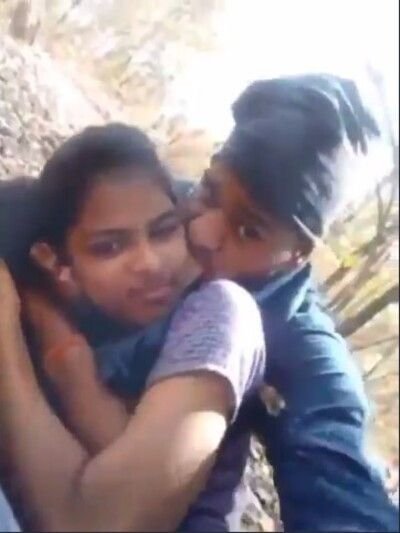 hd indian bf hot school girl kissing fucking outdoor
