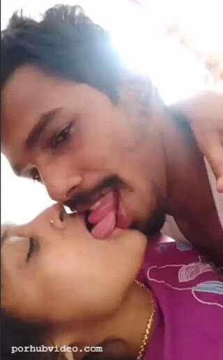 Beautiful indian couple xvideos hot kissing nude video mms