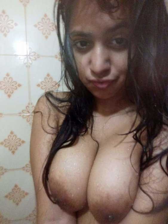 Desi big boobs hot girl boobs pics full nude pics album (2)