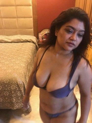 Super hottest mallu bhabi sexy nude photos all nude pics albums (1)