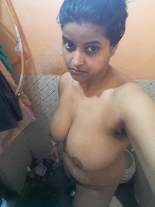 Very beautiful big boobs bhabi nude photo all nude pics (3)