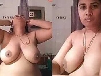 Sexy hot xx desi bhabhi showing big tits milk tank mms