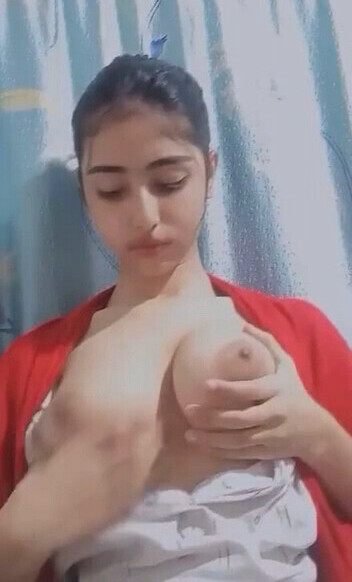 Bf Kavali - Very cute 18 girl indian real porn showing big tits bf nude mms