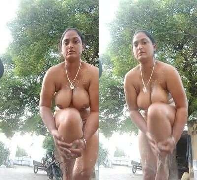 Tamil-mallu-big-tits-mallu-aunty-xxx-bathing-outdoor-mms-HD.jpg