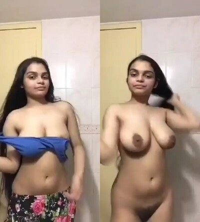 Very-hot-sexy-beauty-girl-bf-south-indian-showing-big-tits-mms.jpg