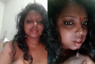 Very-sexy-Tamil-mallu-bengali-bhabi-xx-video-sucking-her-boobs-mms.jpg