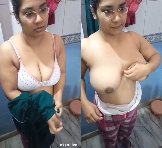 Beautiful-xxxsexy-bhabhi-hidden-capture-big-tits.jpg