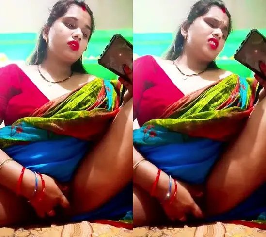 Very-beautiful-horny-x-nxx-bhabi-fingering-pussy-mms-HD-.jpg