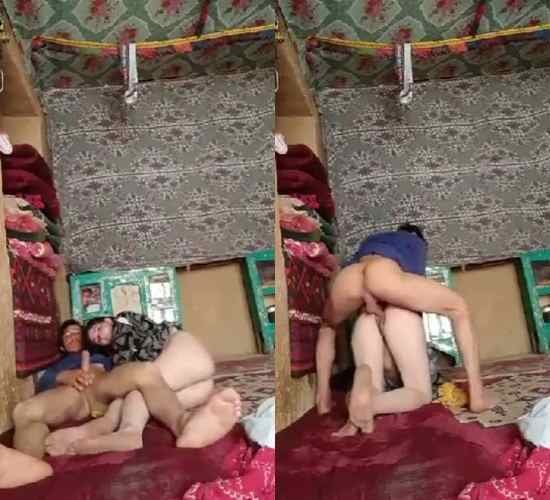 Amateur-pak-brother-sister-hard-fuck-pak-hot-sex-empty-home.jpg