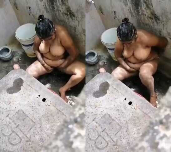 village-bbw-desibhabipron-Bathing-Secretly-Recorded-mms.jpg