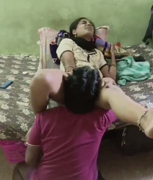 Horny muslim amateur desi bhabhi xxx videos pussy licking devar mms